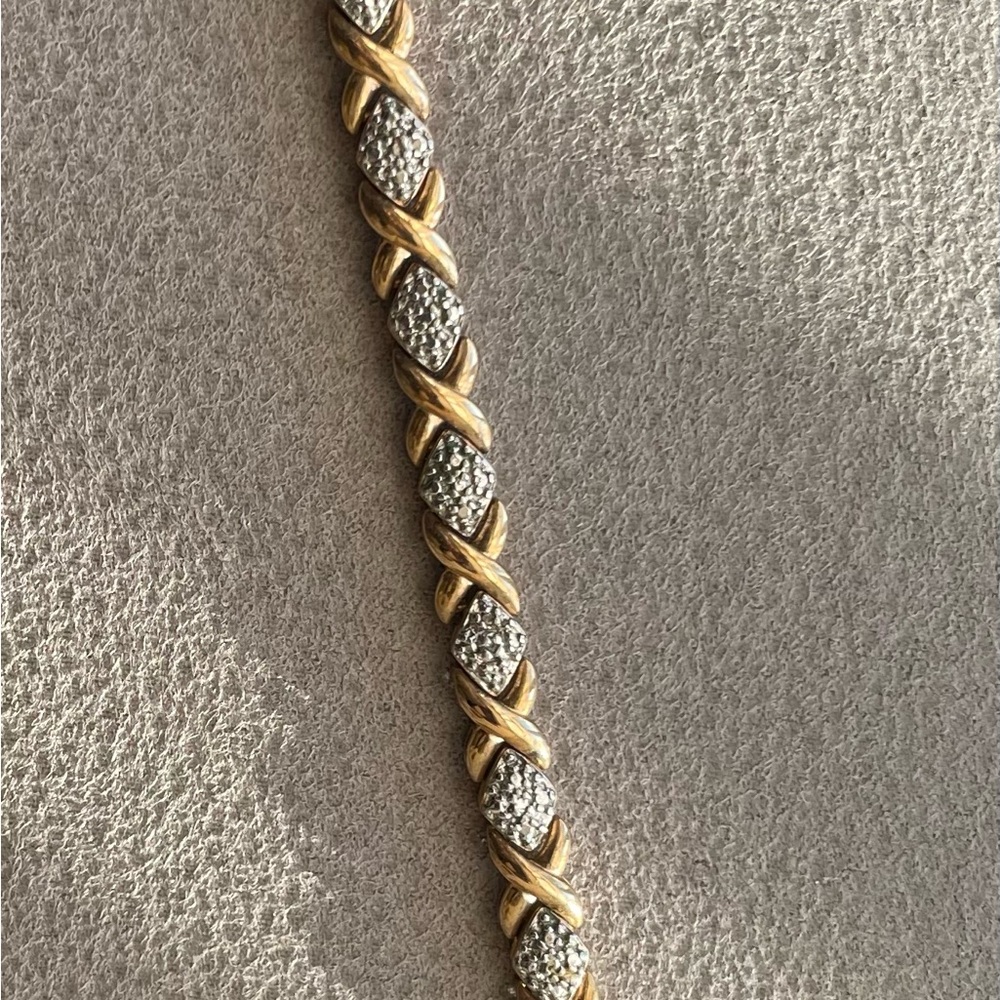 Ladies Tennis bracelet